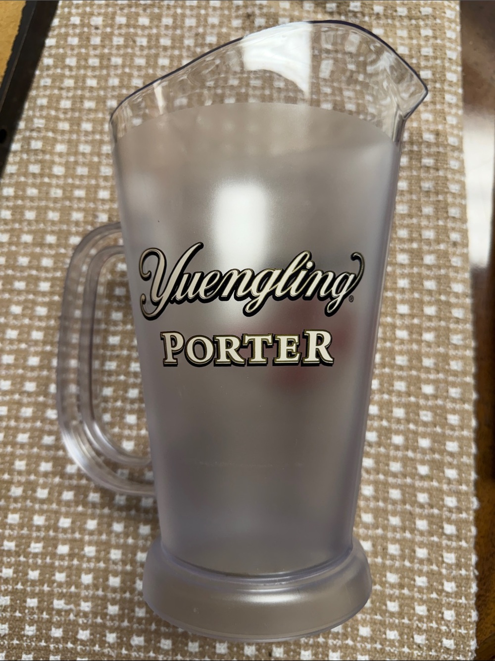 Yuengling porter/lord chesterfield ale Frosted plastic beer Pitcher - Clear